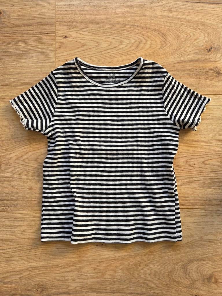 Tshirt H&M, maat 122-128, Kinderen en Baby's, Kinderkleding | Maat 122, Meisje, H&M, Ophalen of Verzenden, Zo goed als nieuw