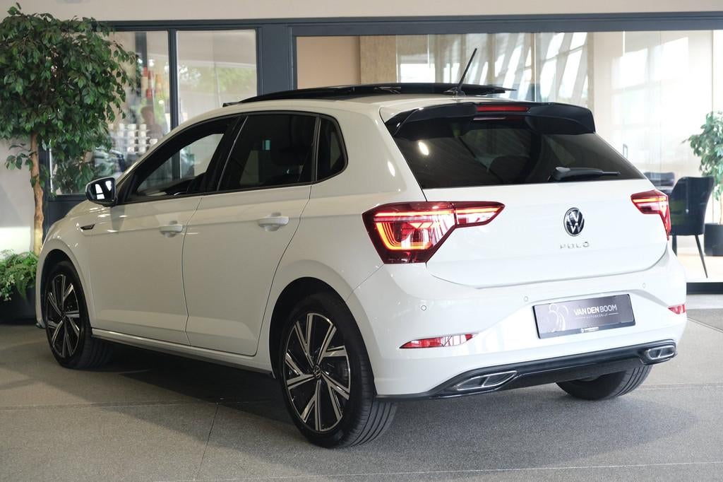 Volkswagen Polo 1.0 TSI 110PK 2x R-Line DSG Facelift Pano IQ, Gebruikt, Adaptive Cruise Control, Origineel Nederlands, Bedrijf