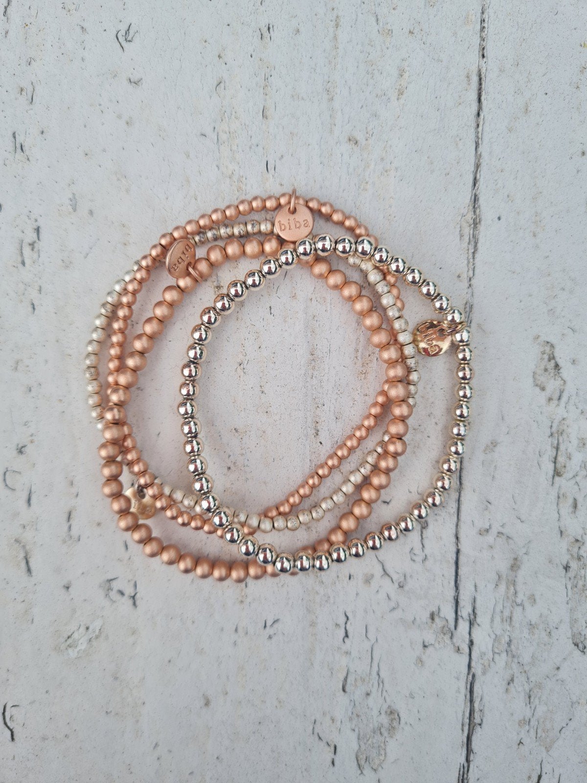 Biba kralenarmbandjes rosé zilver staal 3 euro pst nieuw, Staal, Nieuw, Ophalen of Verzenden, Met bedels of kralen
