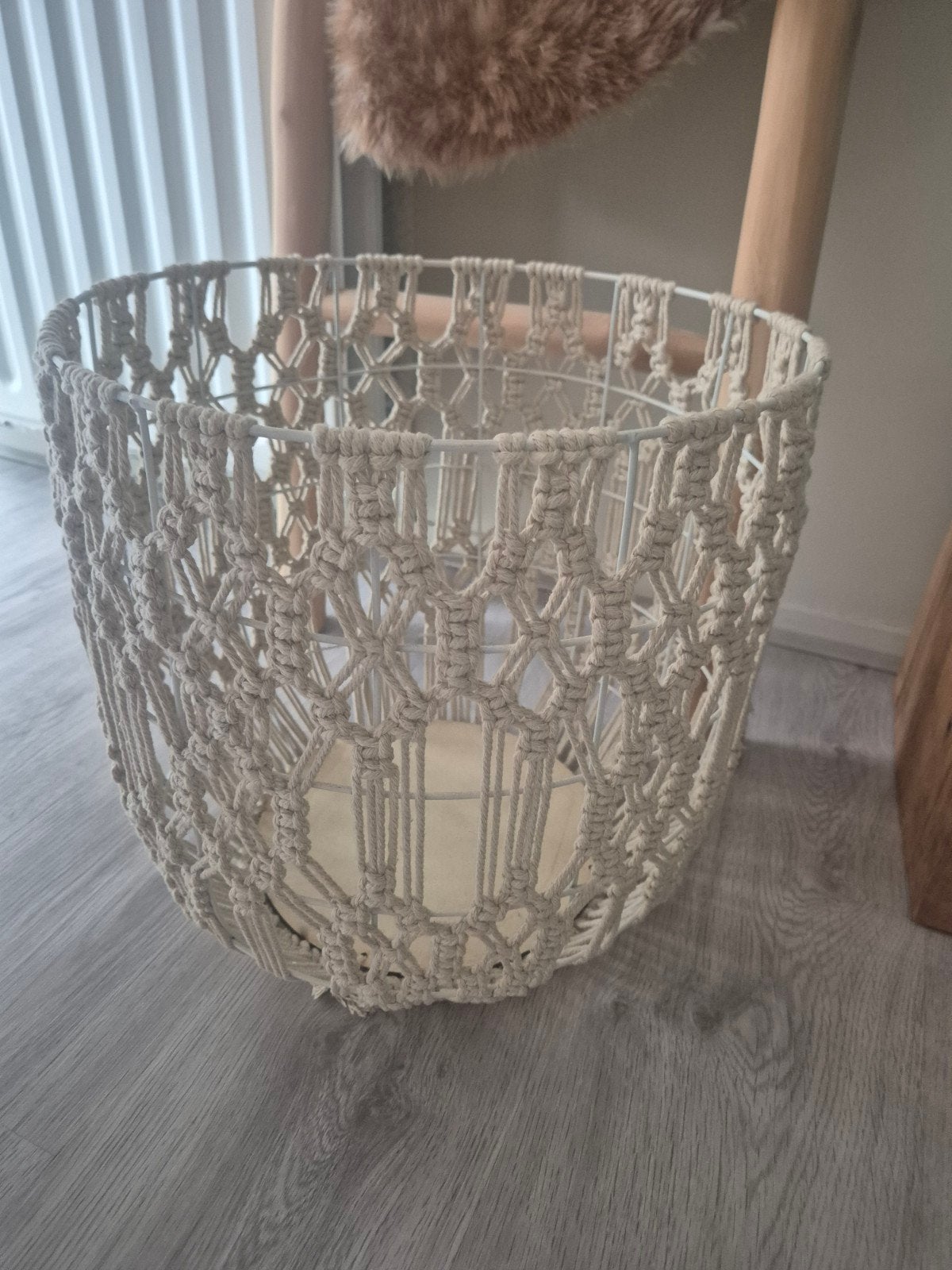 Macramé mand - Decoratieve opberger, Ophalen, Zo goed als nieuw, Rond