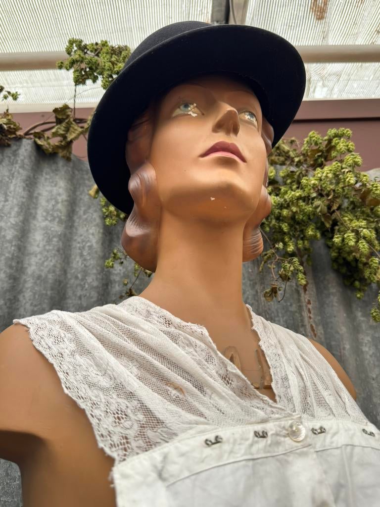 Mannequin, Toonbank, lingerie-winkel, jaren’20, Ophalen