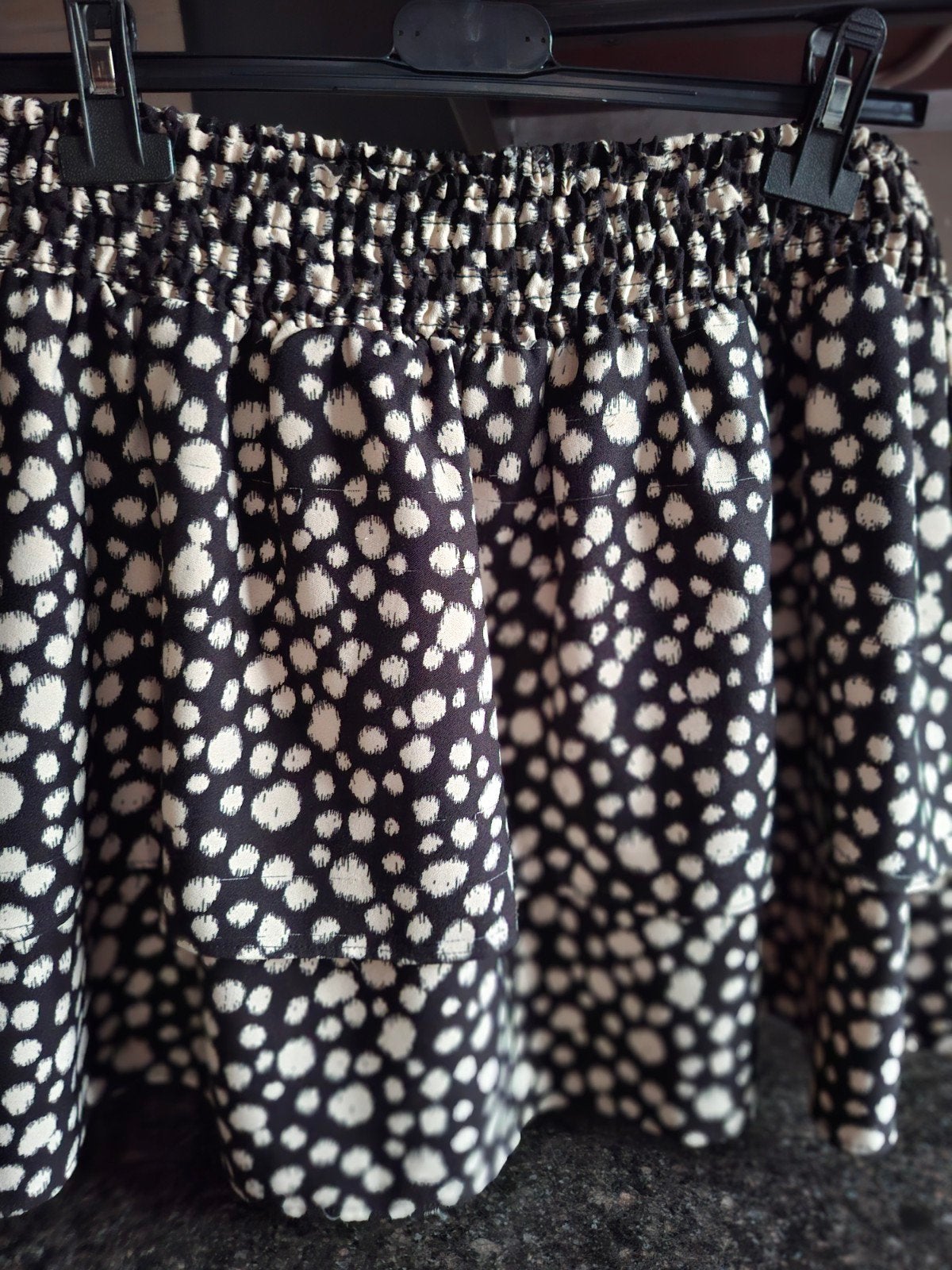 Mooie rok, Kleding | Dames, Rokken, Ophalen of Verzenden, Gedragen, Zwart, Knielengte