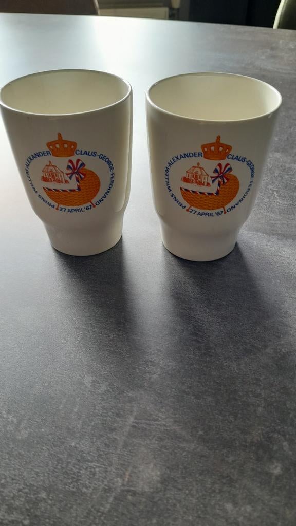 Geboorte Bekers,,Koning Willem Alexander,,(Nieuw), Verzamelen, Ophalen of Verzenden, Nieuw, Nederland, Servies