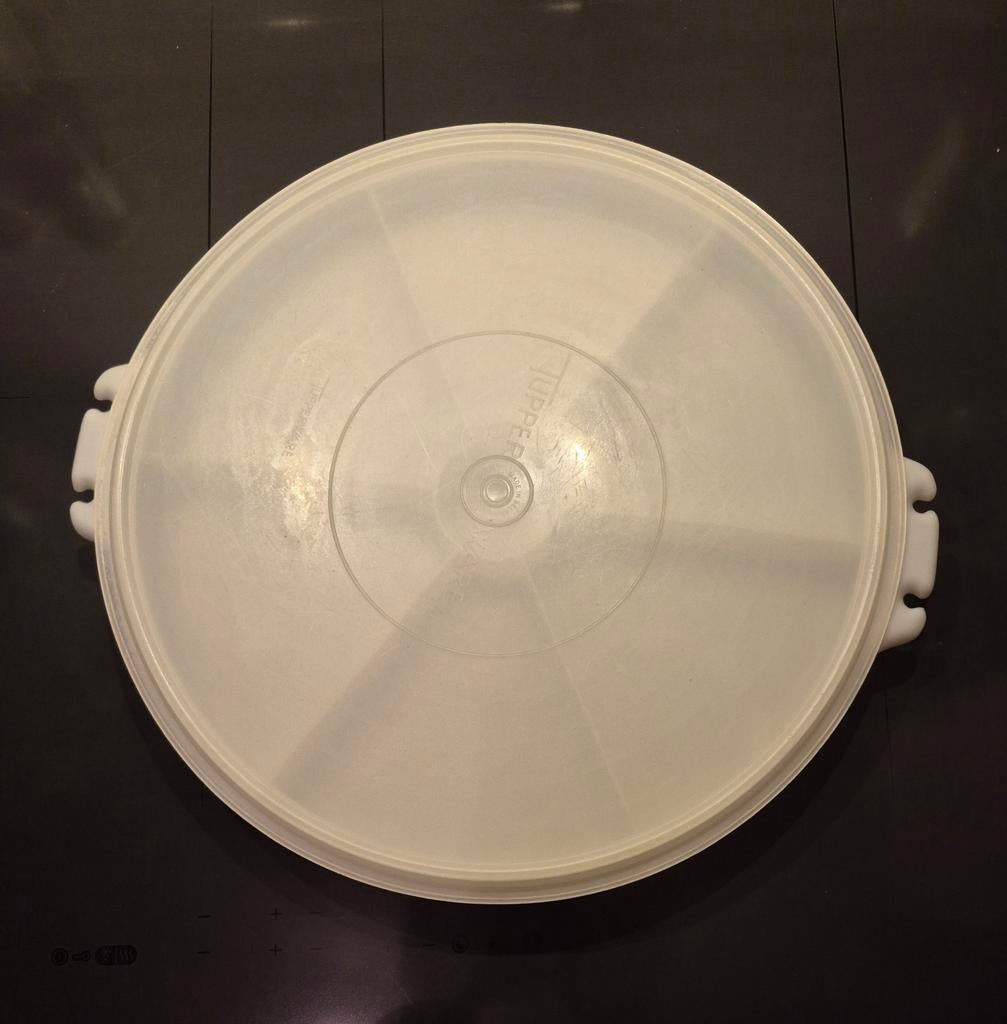 Tupperware Serveerblad met Vakken en Deksel, Ophalen of Verzenden, Gebruikt, Crème, Schaal