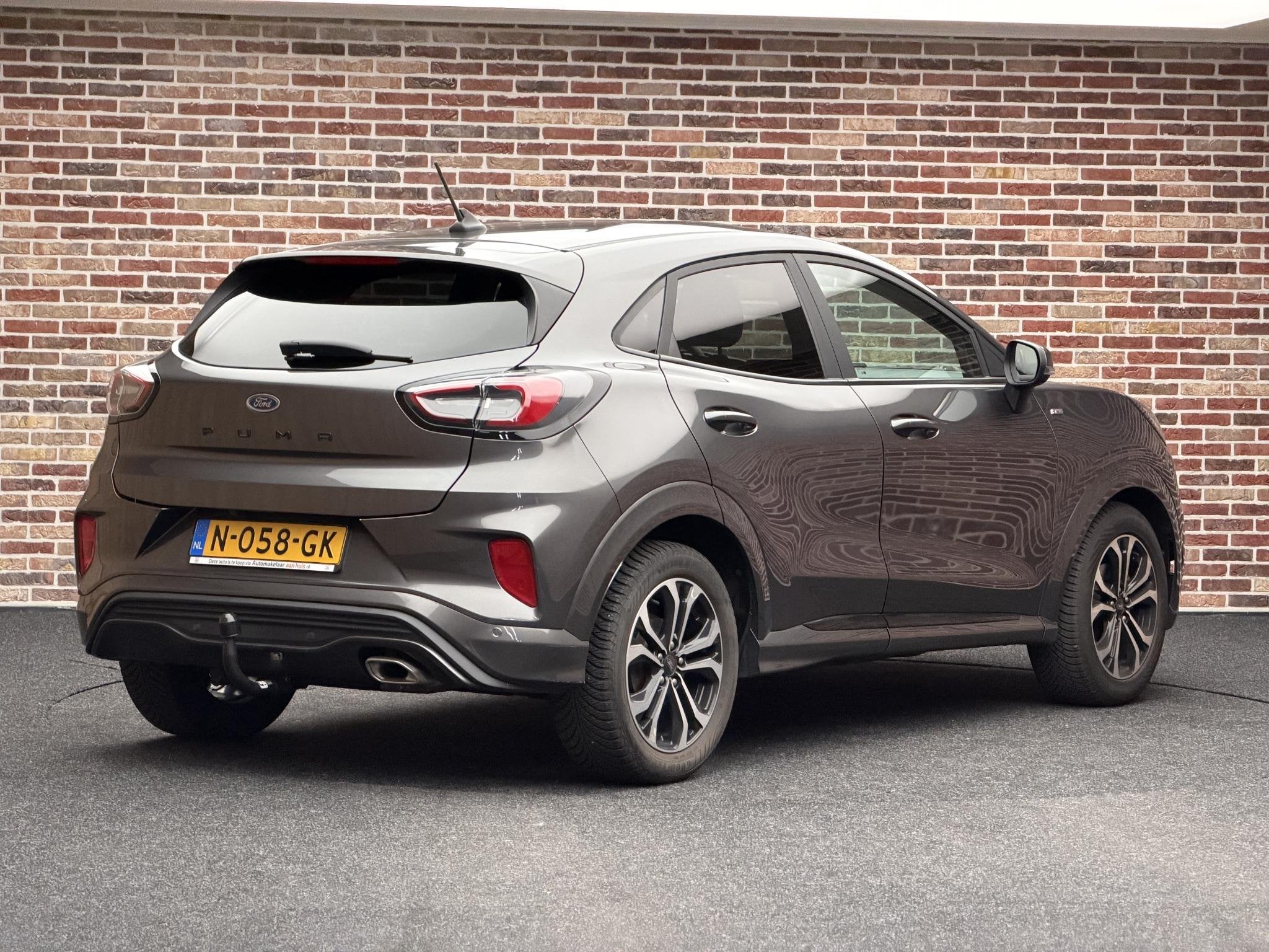 Ford Puma 1.0 EcoBoost ST-Line X Camera Trekhaak Navigatie L, 125 pk, Euro 6, 1226 kg, Leder en Stof