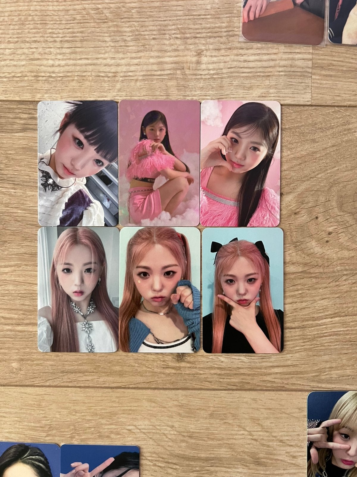 classy riwon photocards kpop, Ophalen of Verzenden, Zo goed als nieuw, Foto of Kaart