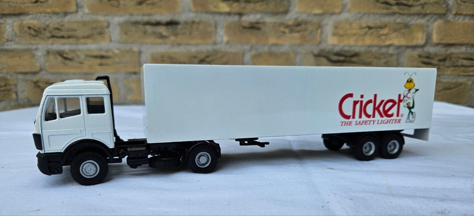 Mercedes Benz Lion car,  met 2as trailer Cricket aanstekers, Ophalen of Verzenden, Zo goed als nieuw, Bus of Vrachtwagen, Lion Toys