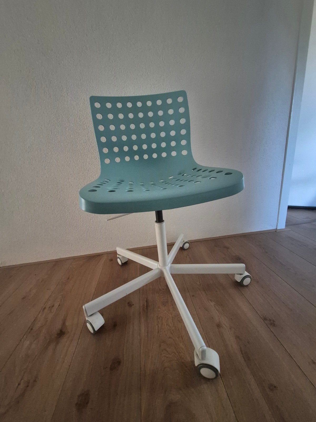 Ikea bureaustoel lichtgroen/blauw (Turquoise), Ophalen, Gebruikt, Groen, Bureaustoel