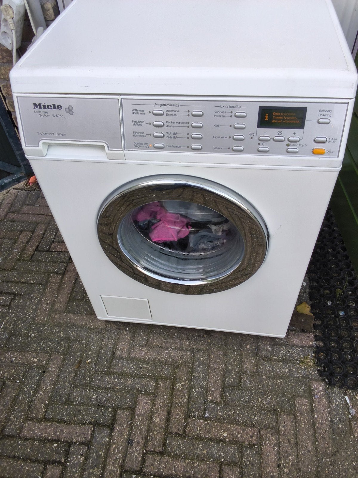 miele wasmachine 6 kilo 1600 helemaal nagekeken, Ophalen