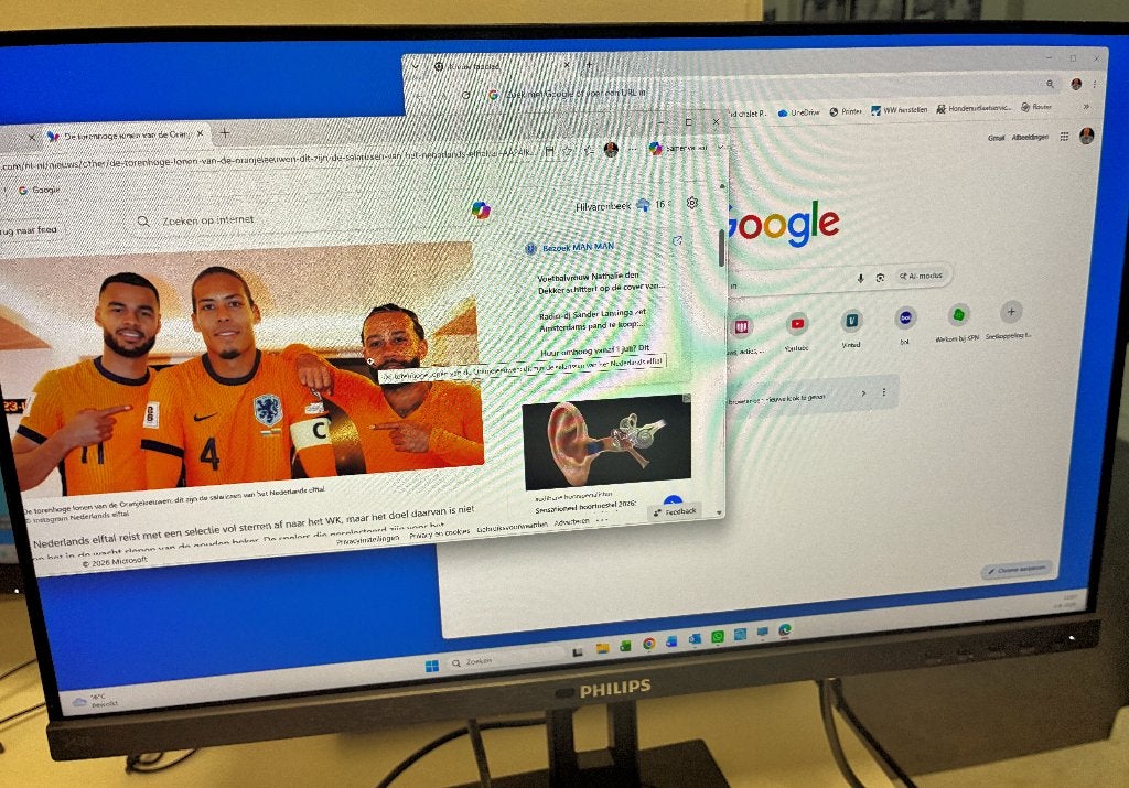 Monitor Philips 242B1/00 - 24 inch - nieuw, Ophalen, Philips, IPS, In hoogte verstelbaar