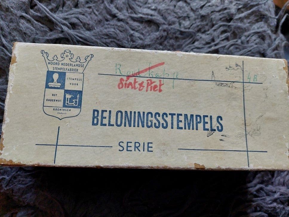 Antieke school beloningsstempels oa sint & zwart piet.earte, Antiek en Kunst, Antiek | Schoolplaten, Ophalen of Verzenden, Overige thema's