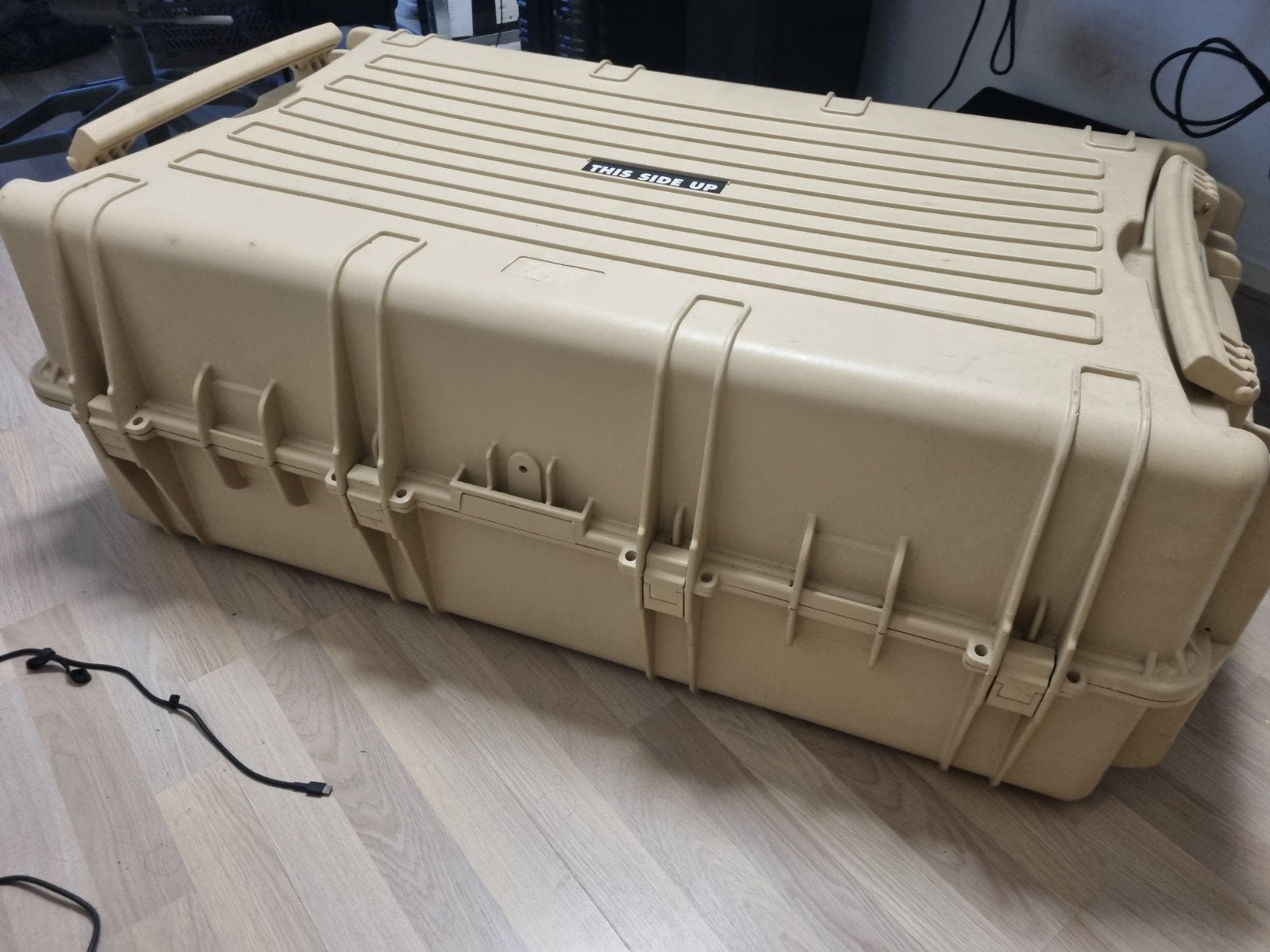 Robuuste transportkist met wielen - 105x60x40cm, Ophalen