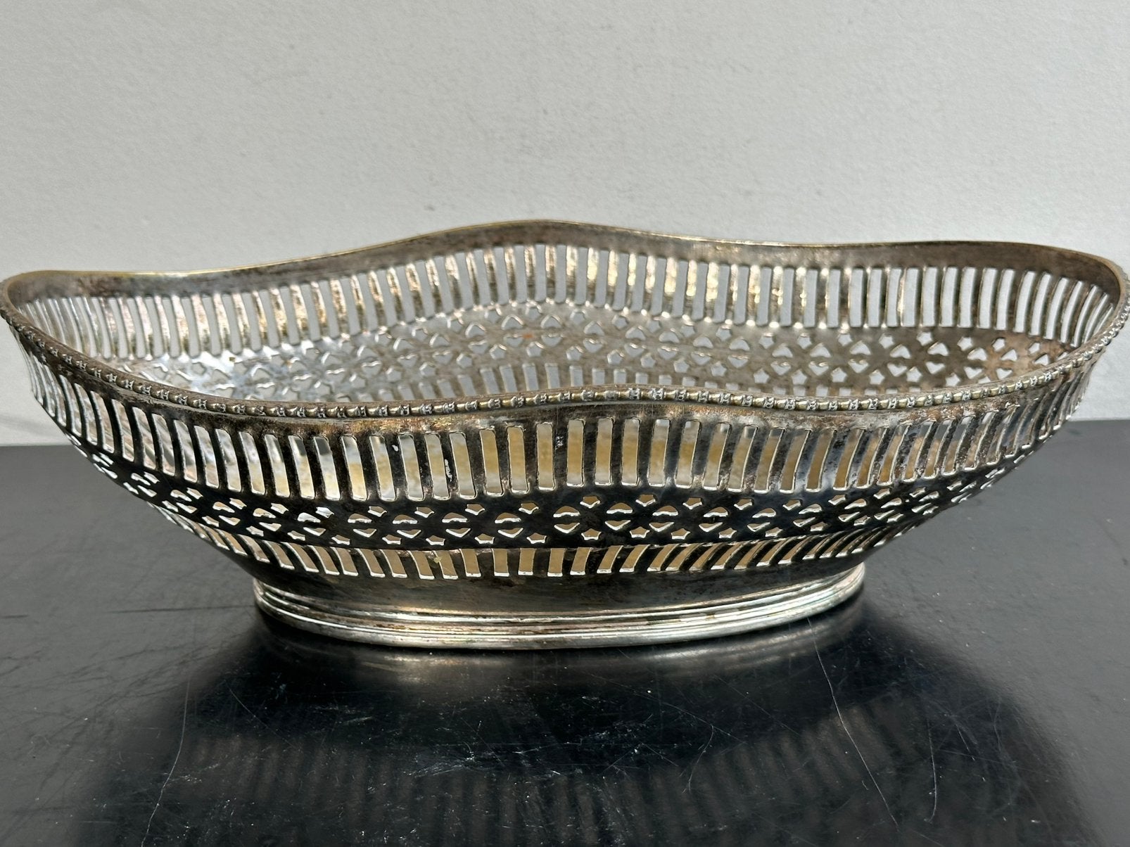 Oude broodmand verzilverd brood schaal 28/18/8 cm H, Ophalen of Verzenden