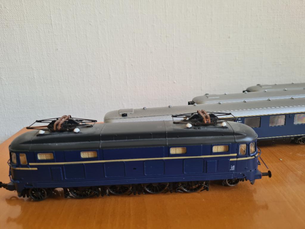 modelbouw treinen H0, Hobby en Vrije tijd, Modeltreinen | H0, Treinset, Gelijkstroom of Wisselstroom, Analoog, Ophalen of Verzenden