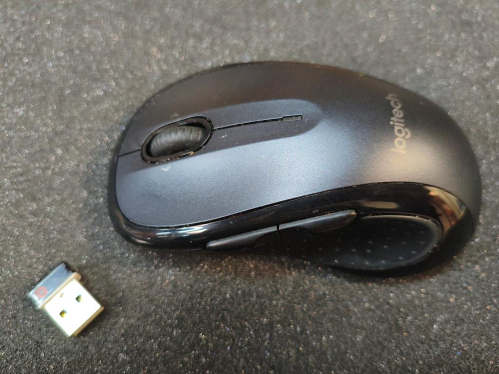Logitech M510 Draadloze Muis met Unifying Receiver, Computers en Software, Muizen, Muis, Gebruikt, Logitech, Ophalen of Verzenden