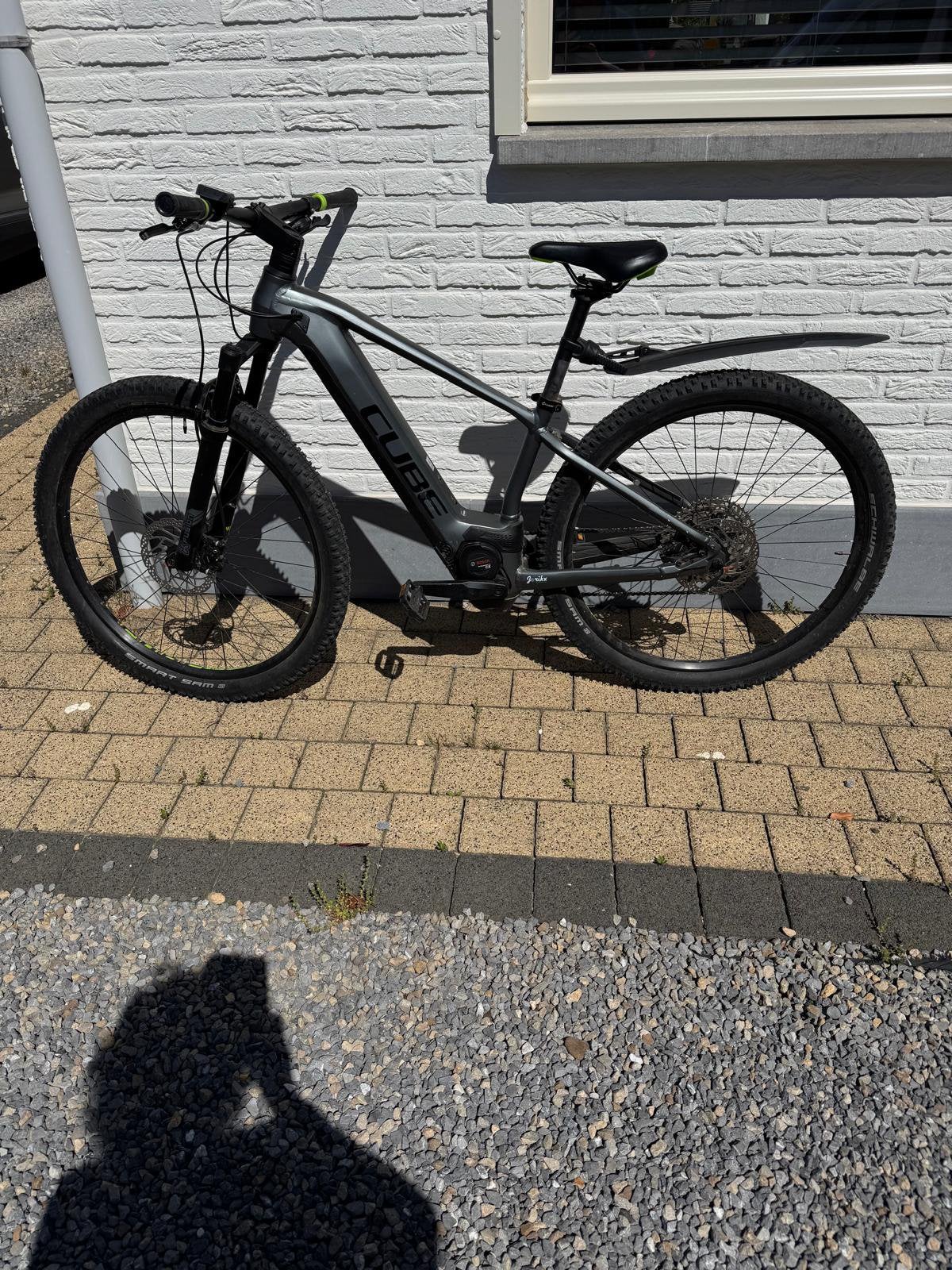 Elektrische mountainbike ( Cube ), Ophalen, Zo goed als nieuw, Cube