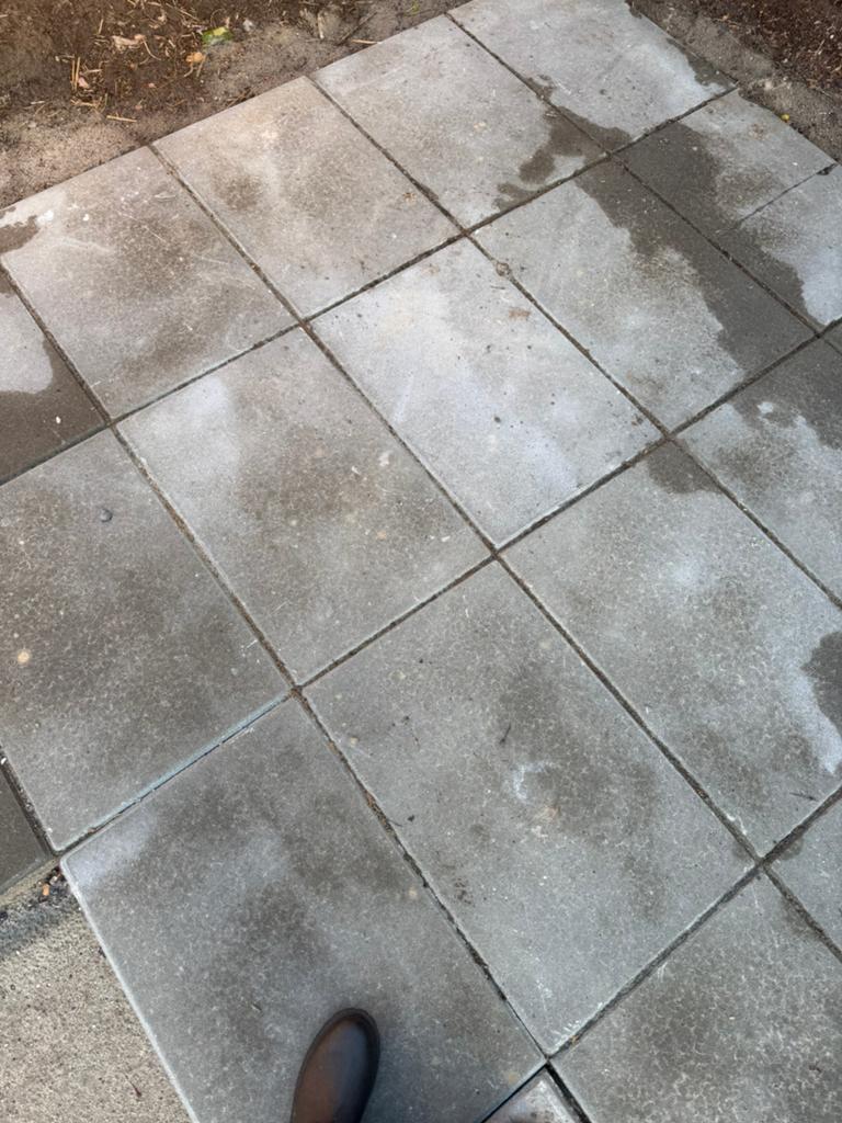 Tegels gratis, Tuin en Terras, Tegels en Klinkers, Ophalen, Zo goed als nieuw, Beton, Terrastegels