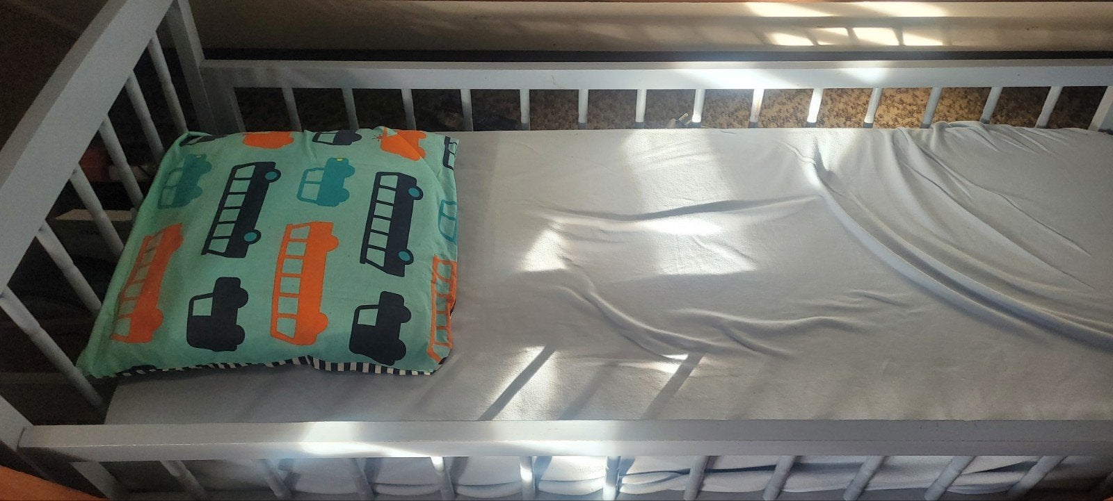 laag kinderbed, Ophalen, Zo goed als nieuw, Minder dan 140 cm, Minder dan 70 cm