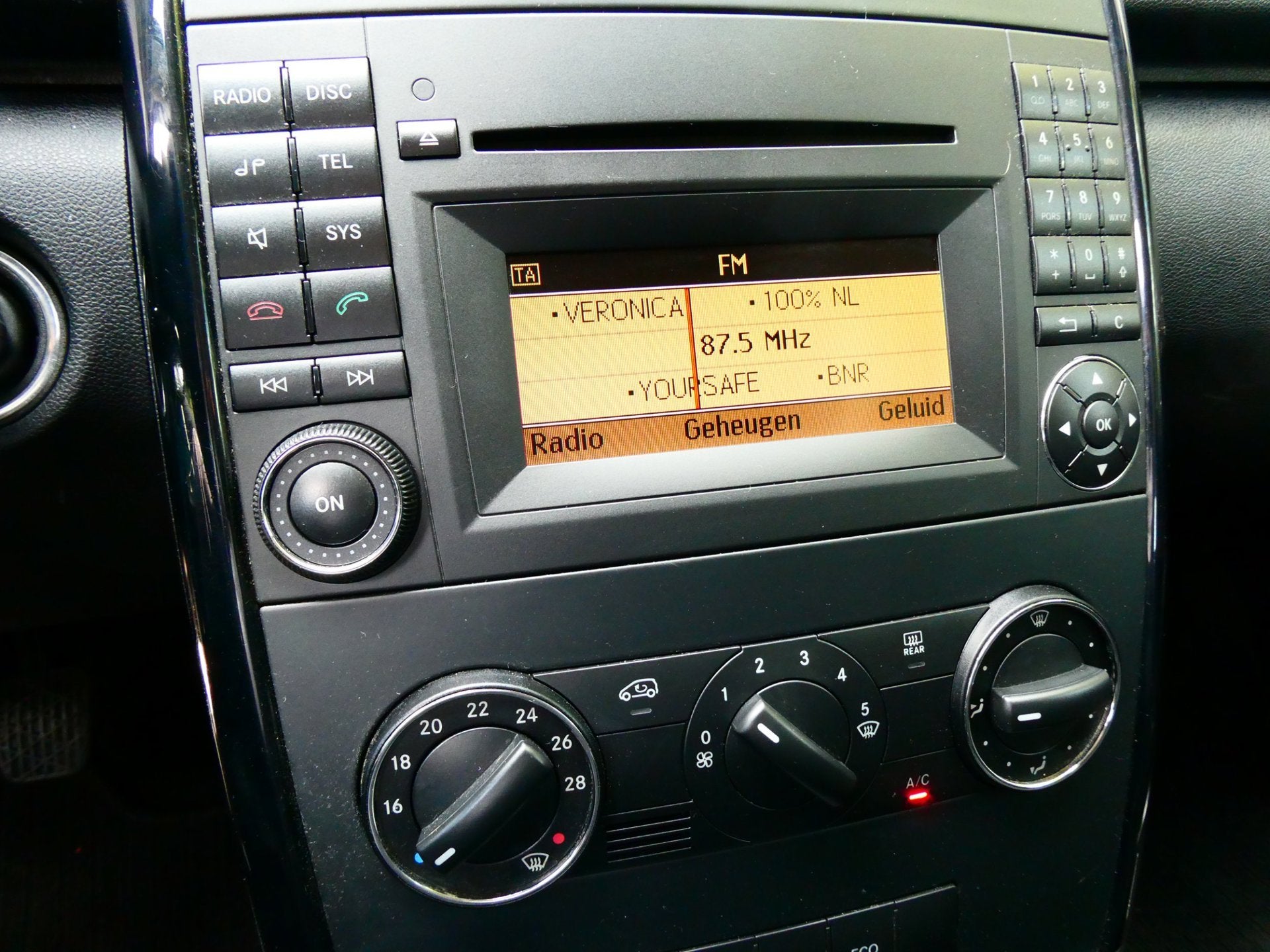 Mercedes-Benz A-klasse 160 95pk Airco Cruise Trekhaak Hoge i, Voorwielaandrijving, Euro 5, Stof, Origineel Nederlands