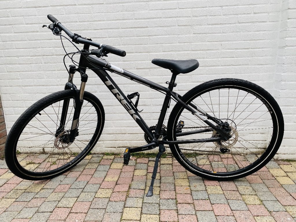 Trek Marlin 6 Silver Alpha Mountainbike, Gebruikt, Versnellingen, Trek / Bontrager, Schijfrem