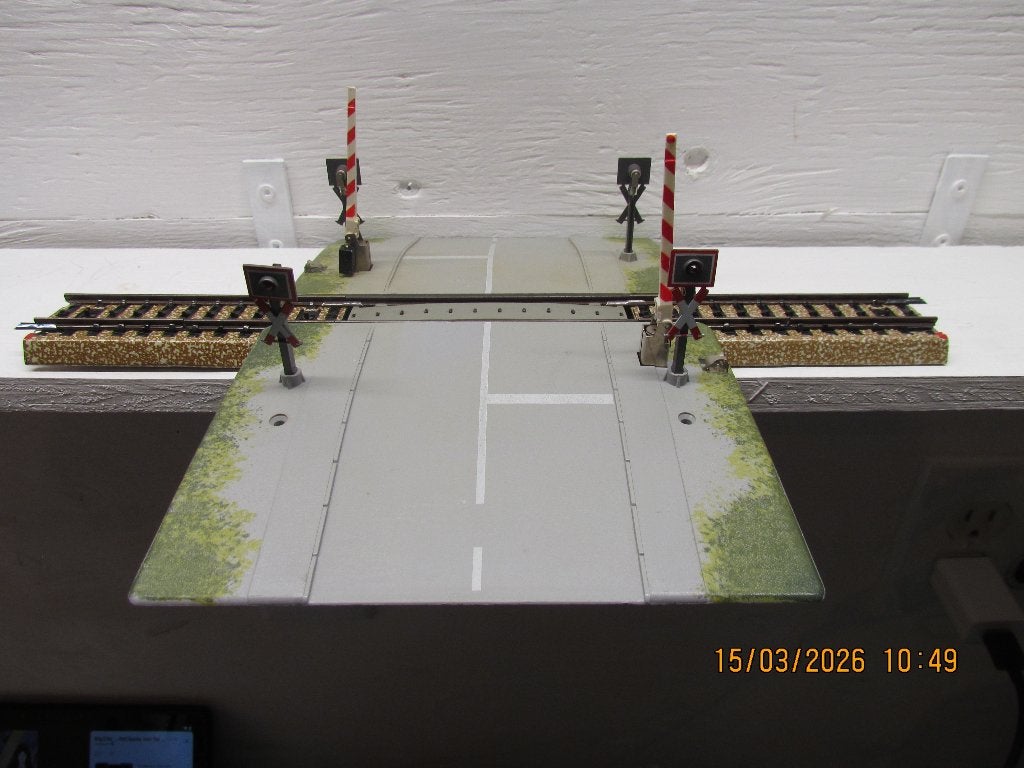 Marklin overweg 2792, Hobby en Vrije tijd, Wisselstroom, Gebruikt, Rails, Ophalen of Verzenden