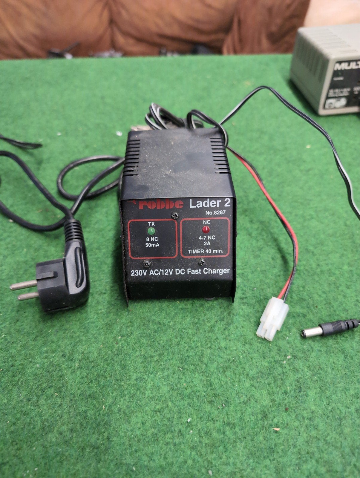 Robbe Lader 2 - 230V AC/12V DC Snellader voor accu / zender, Gebruikt, Onderdeel, Overige schalen, Ophalen