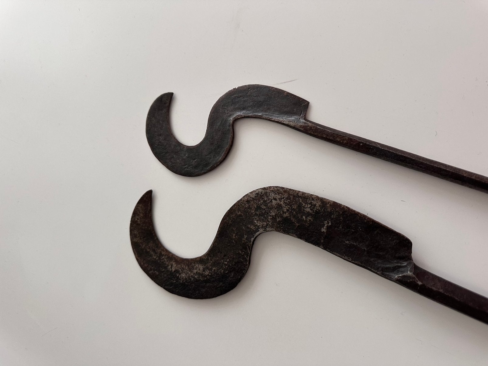 Watutsi Sikkels messen Rwanda privé collectie Matadi 1900, Ophalen of Verzenden