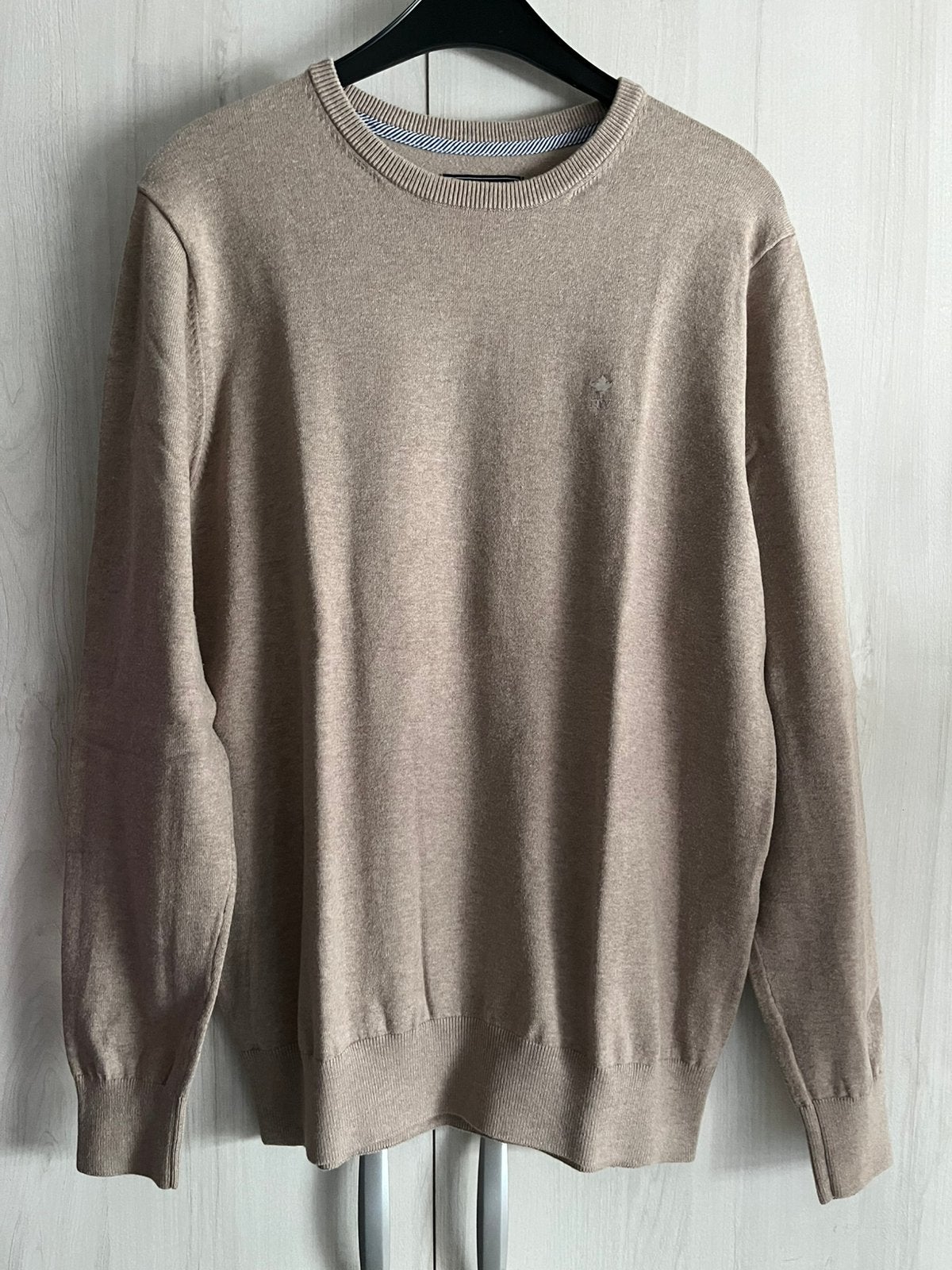 Trui merk Riverwoods maat Medium kleur beige, Ophalen of Verzenden, Zo goed als nieuw, Maat 48/50 (M), Beige