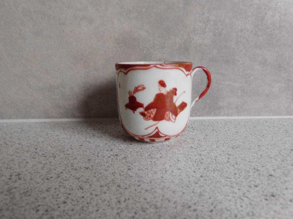 Kopje 5x5 cm. Bone China Krijger Made in Japan, Ophalen of Verzenden, Zo goed als nieuw, Porselein, Kop en/of schotel