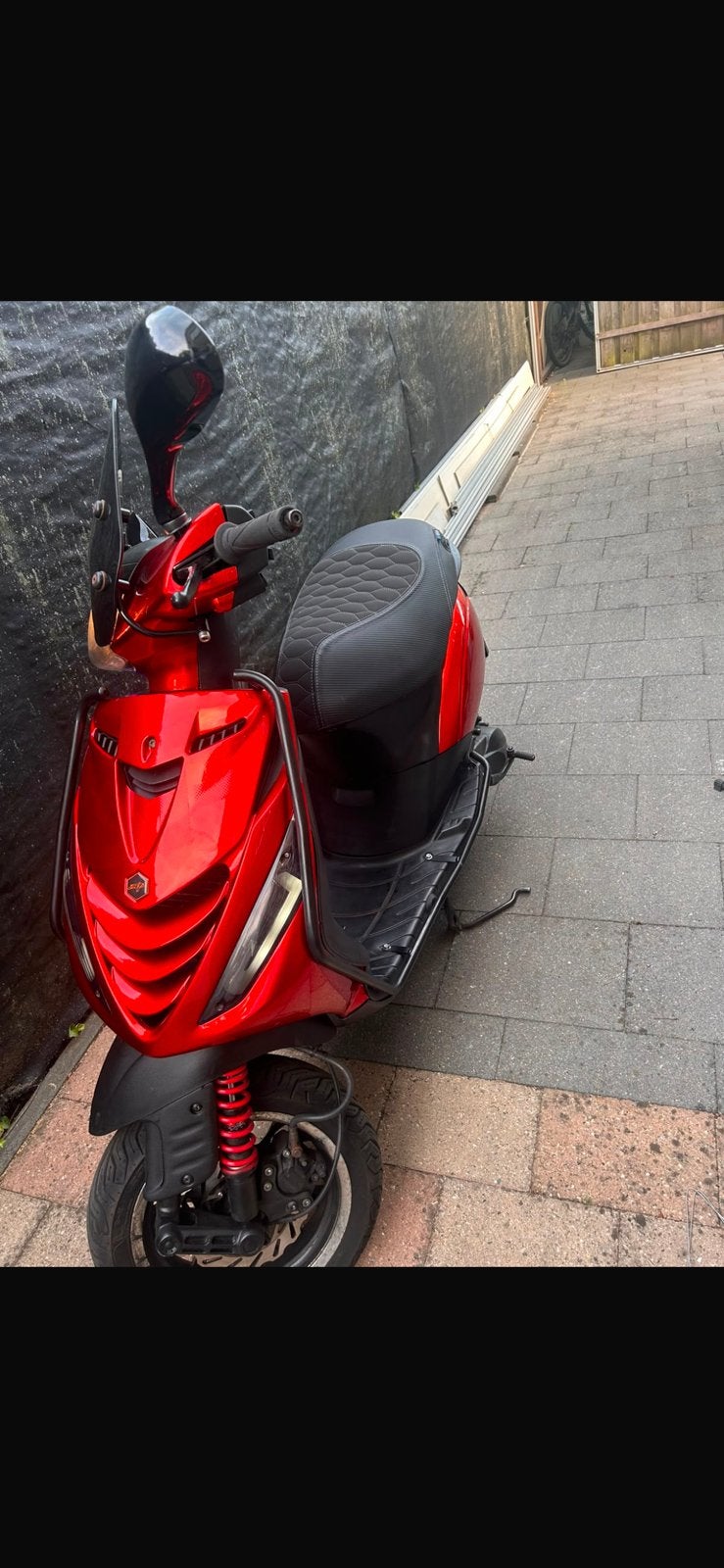 Piaggio zip 172 s2 lc a1, Fietsen en Brommers, Scooters | Piaggio, Ophalen of Verzenden, Zo goed als nieuw, Benzine, Zip