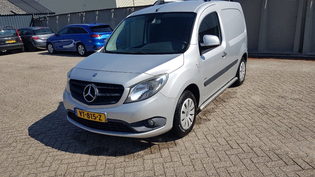 Mercedes-Benz Citan 1.5 CDI 66KW 2016 btw auto, Euro 5, Stof, Zwart, 4 cilinders