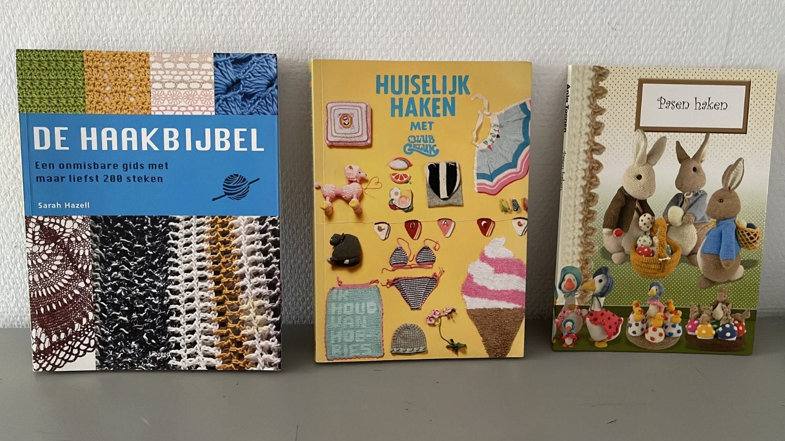 3 haakboeken: erg veel patronen, Ophalen, Zo goed als nieuw, Breien en Haken