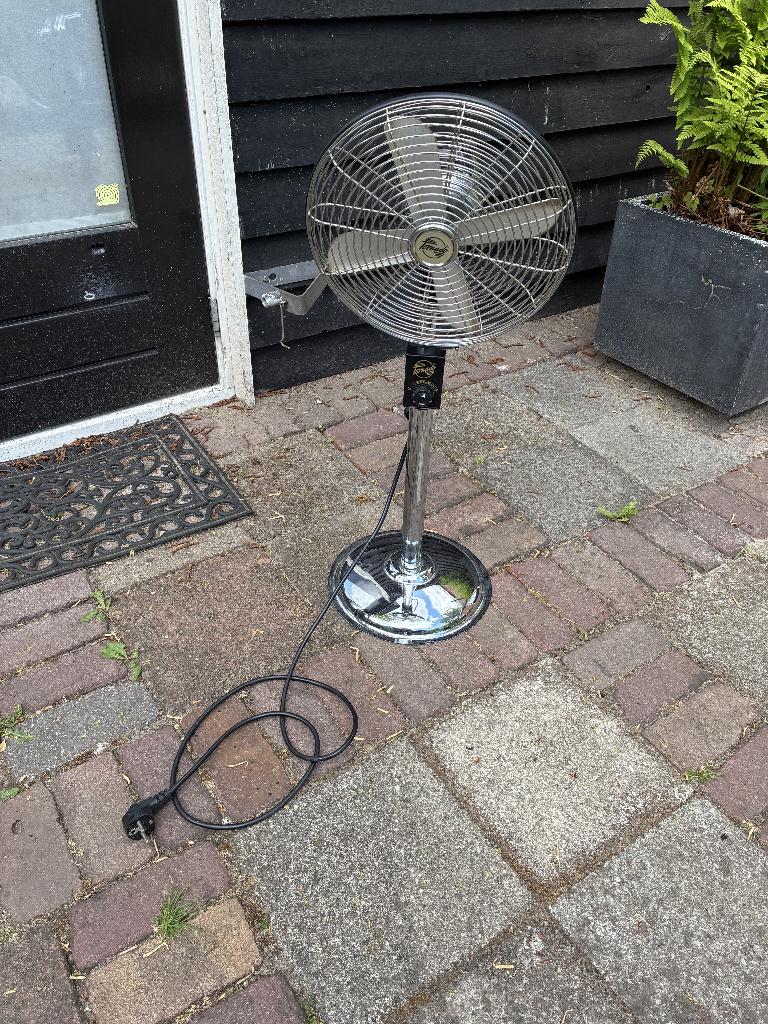 Ventilator, Ophalen, Zo goed als nieuw, Vloerventilator