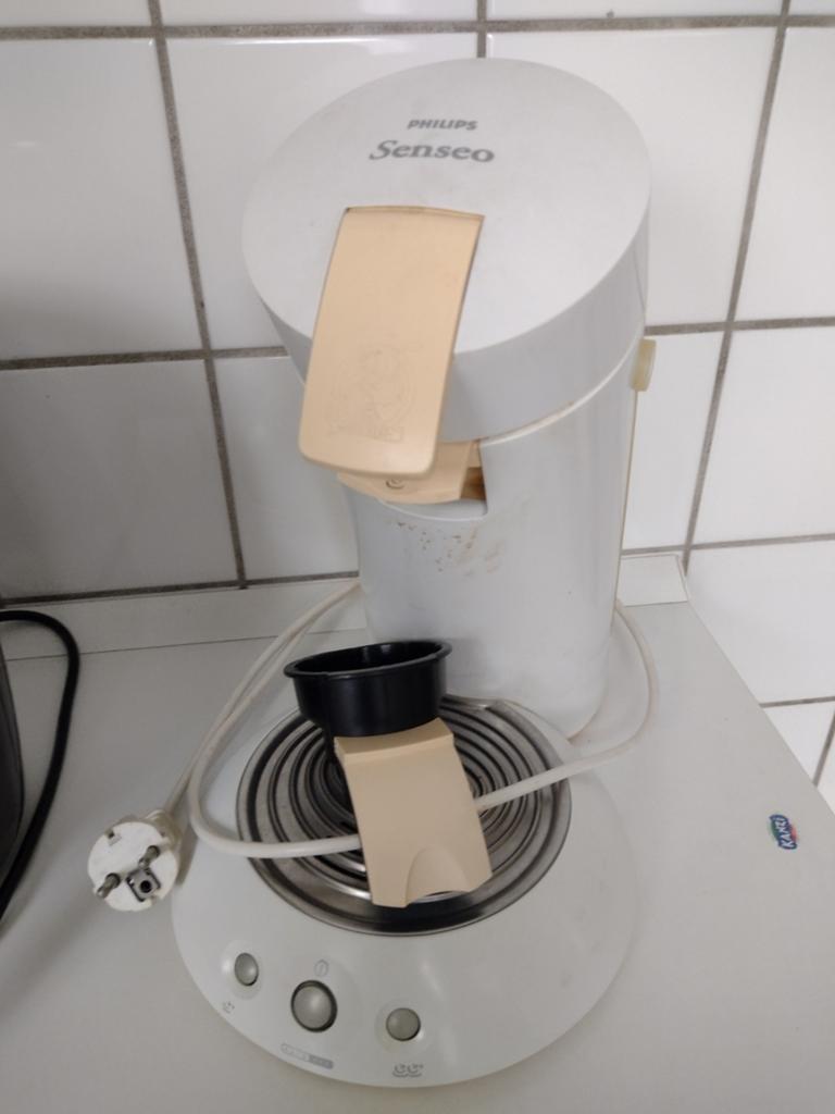 Philips Senseo Koffiezetapparaat - Wit/Beige, Witgoed en Apparatuur, Koffiezetapparaten, Koffiepads en cups, Gebruikt, Koffiemachine