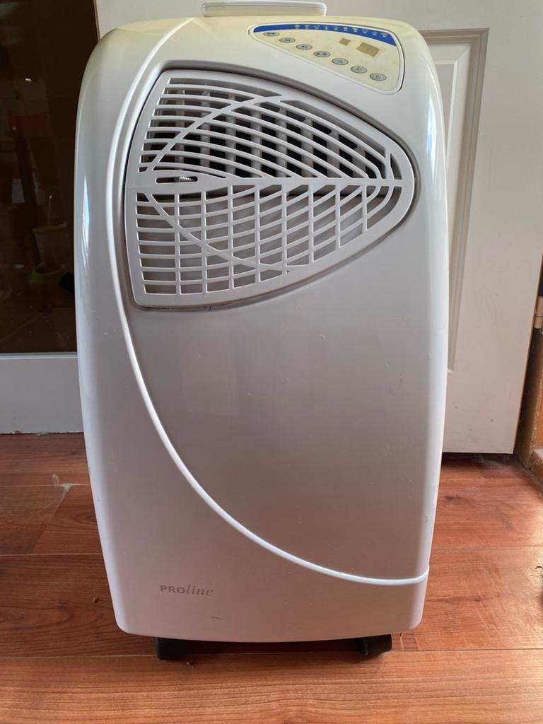 Mobiele airco Proline SAC 100 – 8000 BTU, Ophalen, Gebruikt, Minder dan 60 m³, 3 snelheden of meer