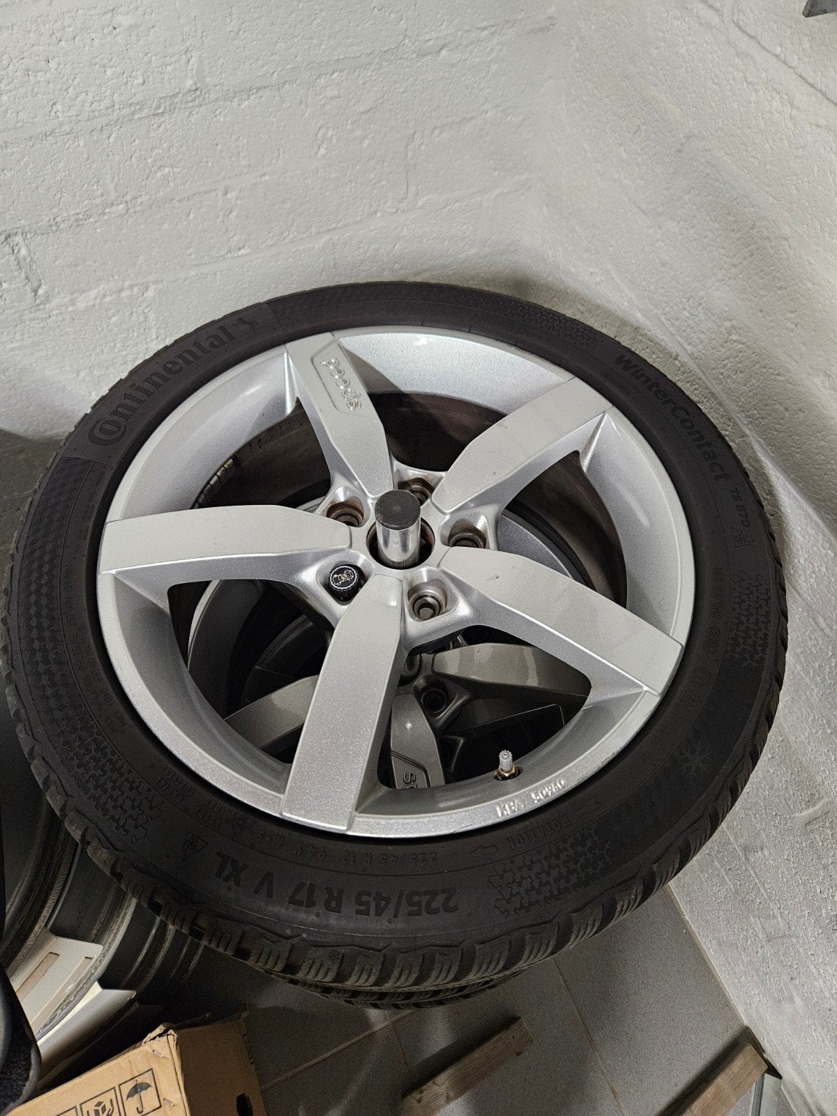 4x Borbet Speed T1 17 inch velgen + Continental winterband, Auto-onderdelen, Banden en Velgen, Ophalen, Gebruikt, Banden en Velgen