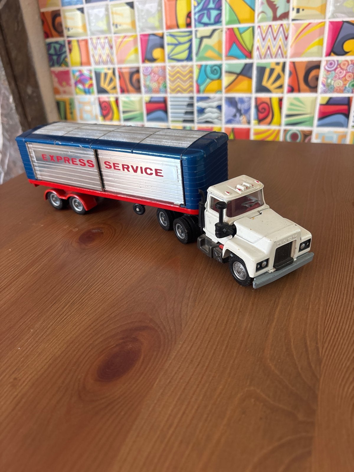 Corgi Major Toys Mack Truck met Express Service Trai, Ophalen of Verzenden, Gebruikt