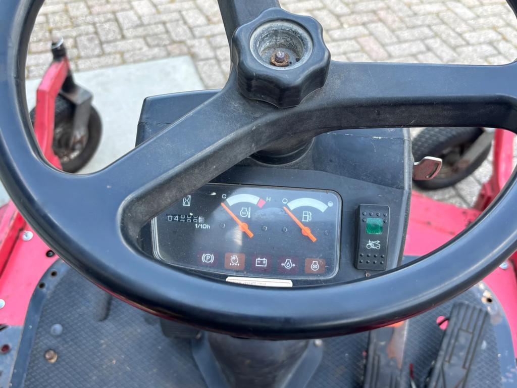 Shibaura Zitmaaier gebruikte diesel frontmaaier CM364, Gebruikt, Shibaura