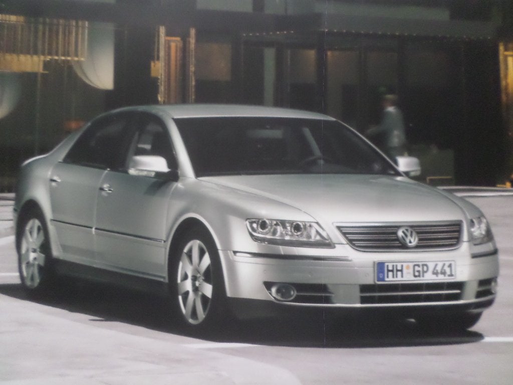 Volkswagen VW Phaeton 2004 Brochure, Boeken, Auto's | Folders en Tijdschriften, Ophalen of Verzenden, Zo goed als nieuw, Volkswagen