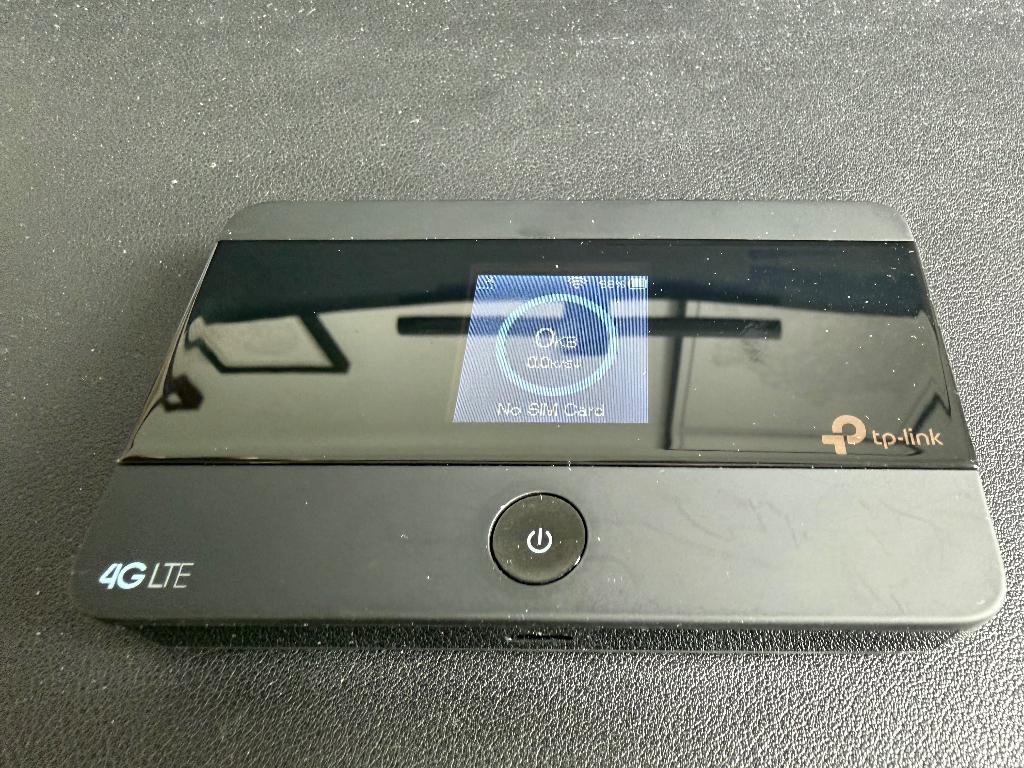 TP-Link M7350 (V7) 4G Mi-Fi Hotspot, Computers en Software, Routers en Modems, Ophalen of Verzenden, Zo goed als nieuw, Router met modem