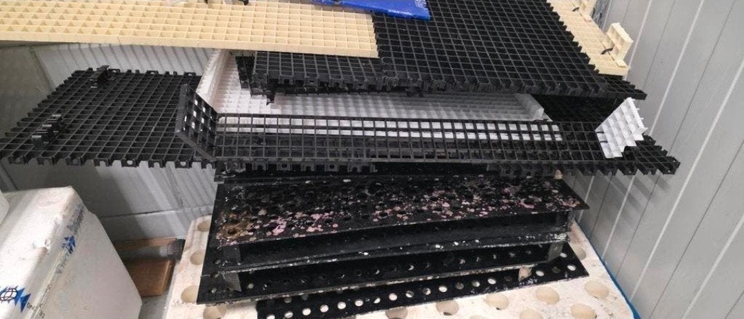 Stekkenrekken egg crates, Ophalen, Plant(en), Steen of Hout