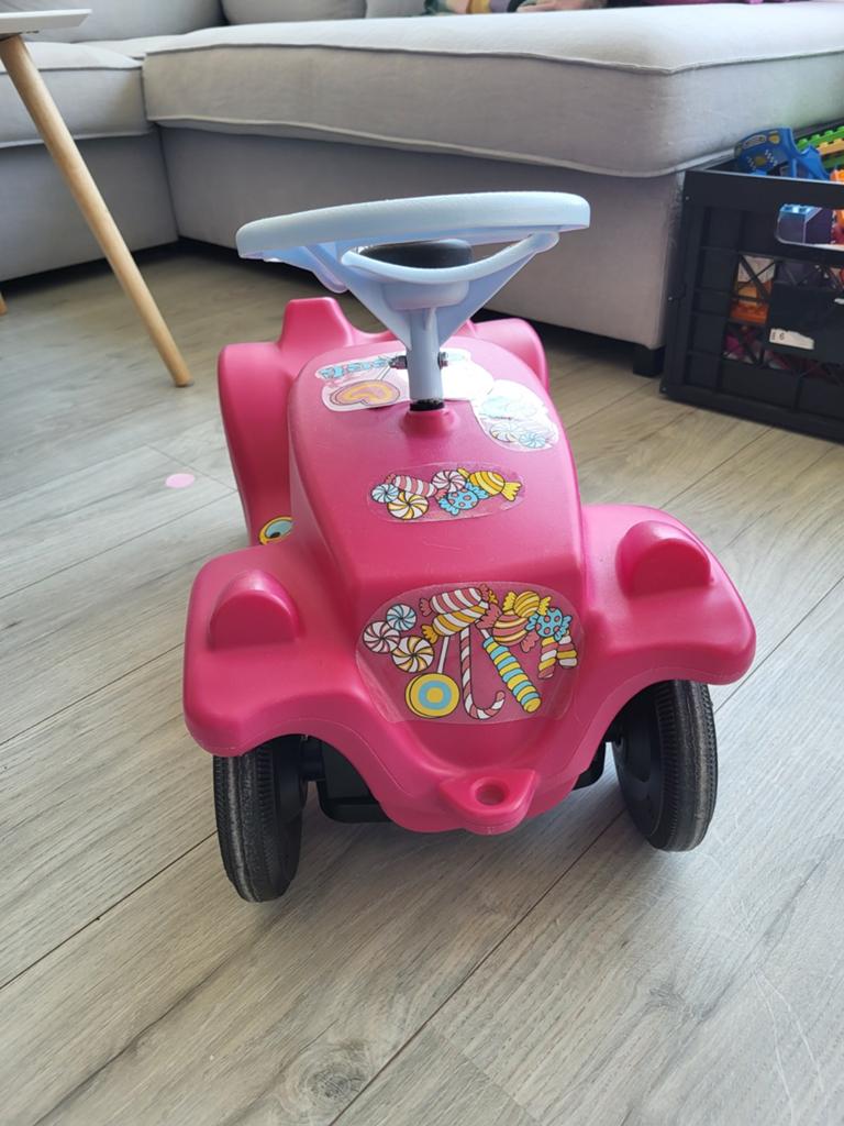 Roze loopauto (Bobby Car), Kinderen en Baby's, Speelgoed | Buiten | Voertuigen en Loopfietsen, Ophalen, Gebruikt, Loopvoertuig
