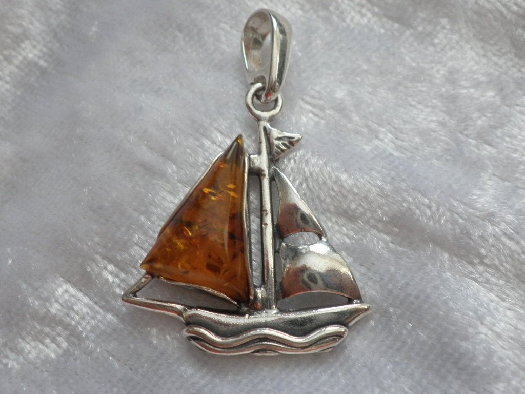 Mooie Zilveren Hanger met Barnsteen - Zeilscheepje, Verzenden, Zilver, Hanger, Met edelsteen
