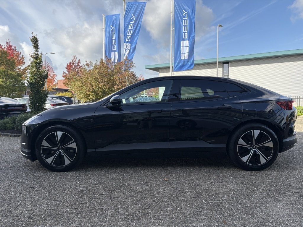 Polestar 4 Long range Single motor 100kWh | Business Edition, Auto's, Automaat, 0 cilinders, Zwart, 2205 kg
