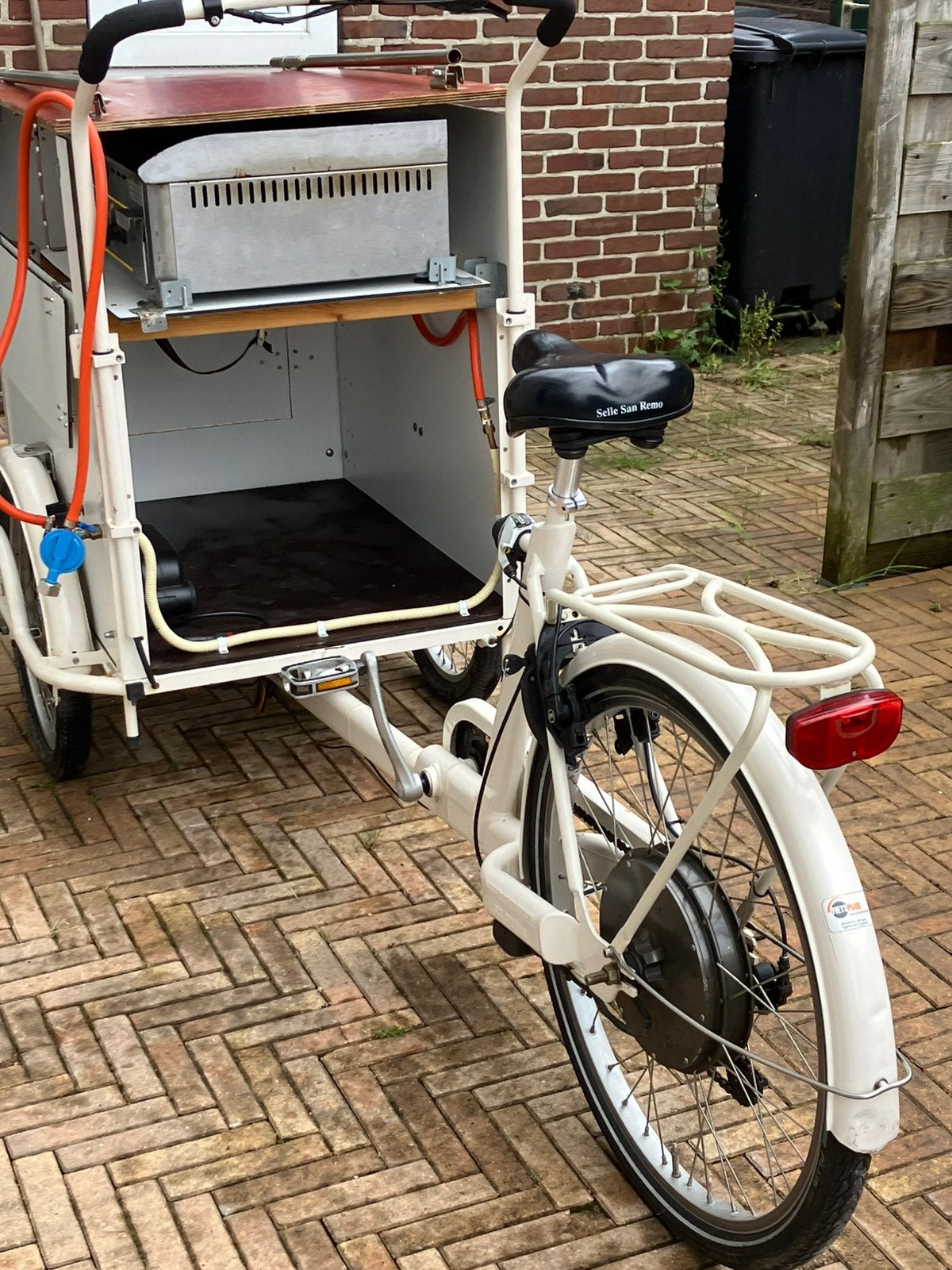 Echte bakfiets, Ophalen, Gebruikt, Goederen, Velgrem