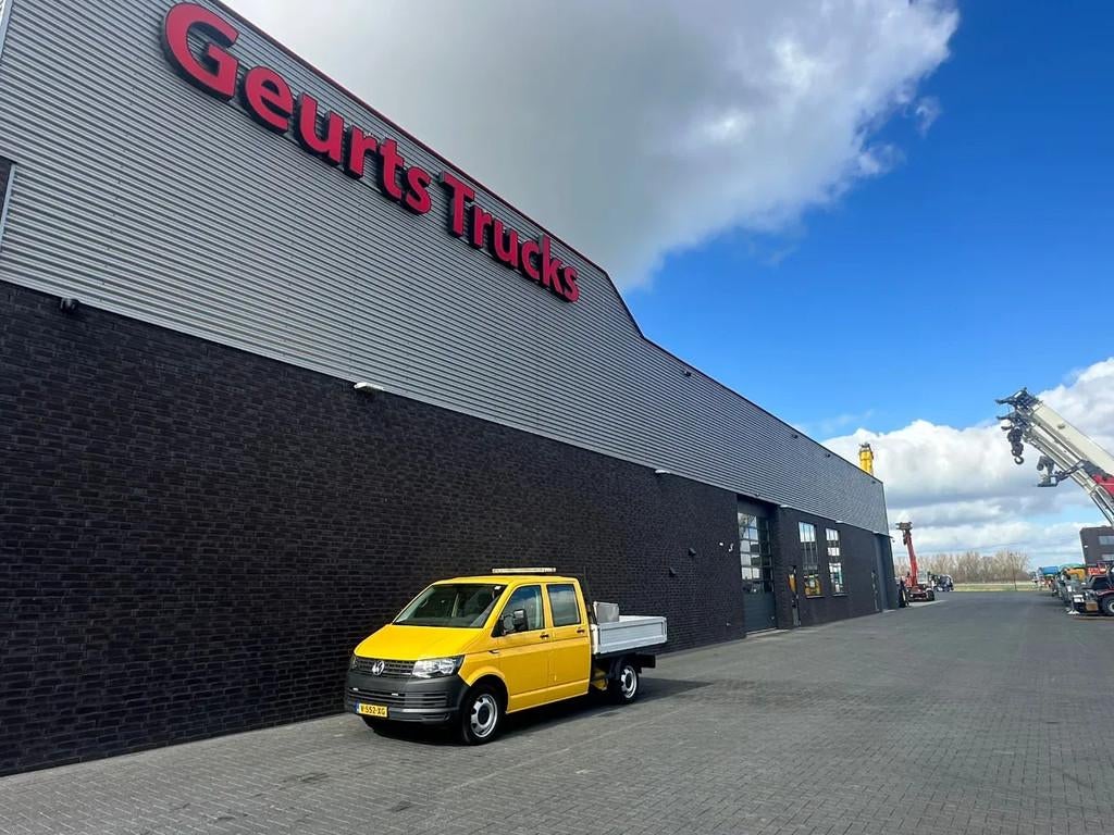 Volkswagen Transporter T 6 DUBBEL-CABINE LAADBAK (bj 2019), Auto's, Bestelauto's, Automaat, Gebruikt, Euro 6, 4 cilinders
