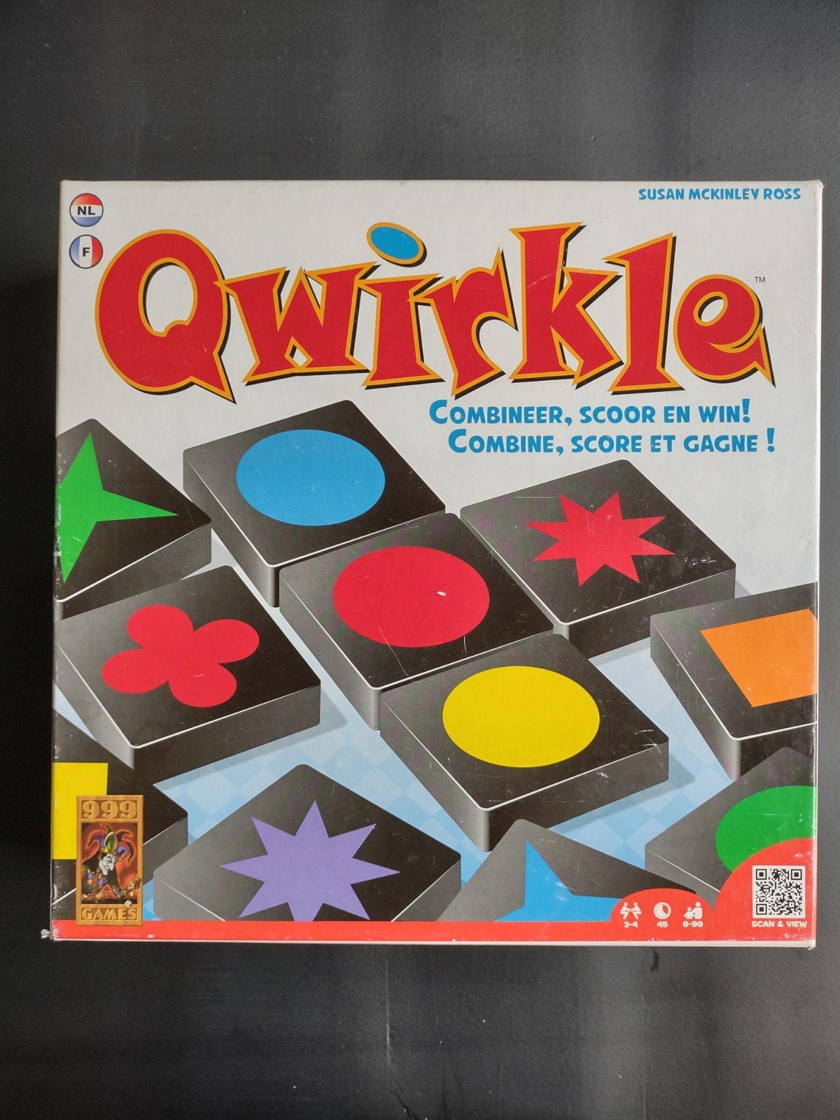 Qwirkle - een spel van 999 Games, Hobby en Vrije tijd, Een of twee spelers, Ophalen of Verzenden, Gebruikt, 999 games