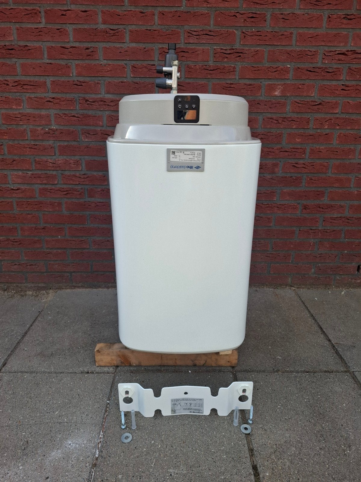 Itho daalderop 50L Smartboiler - z.g.a.n. - complete set, Ophalen, 20 tot 100 liter, Boiler, Zo goed als nieuw
