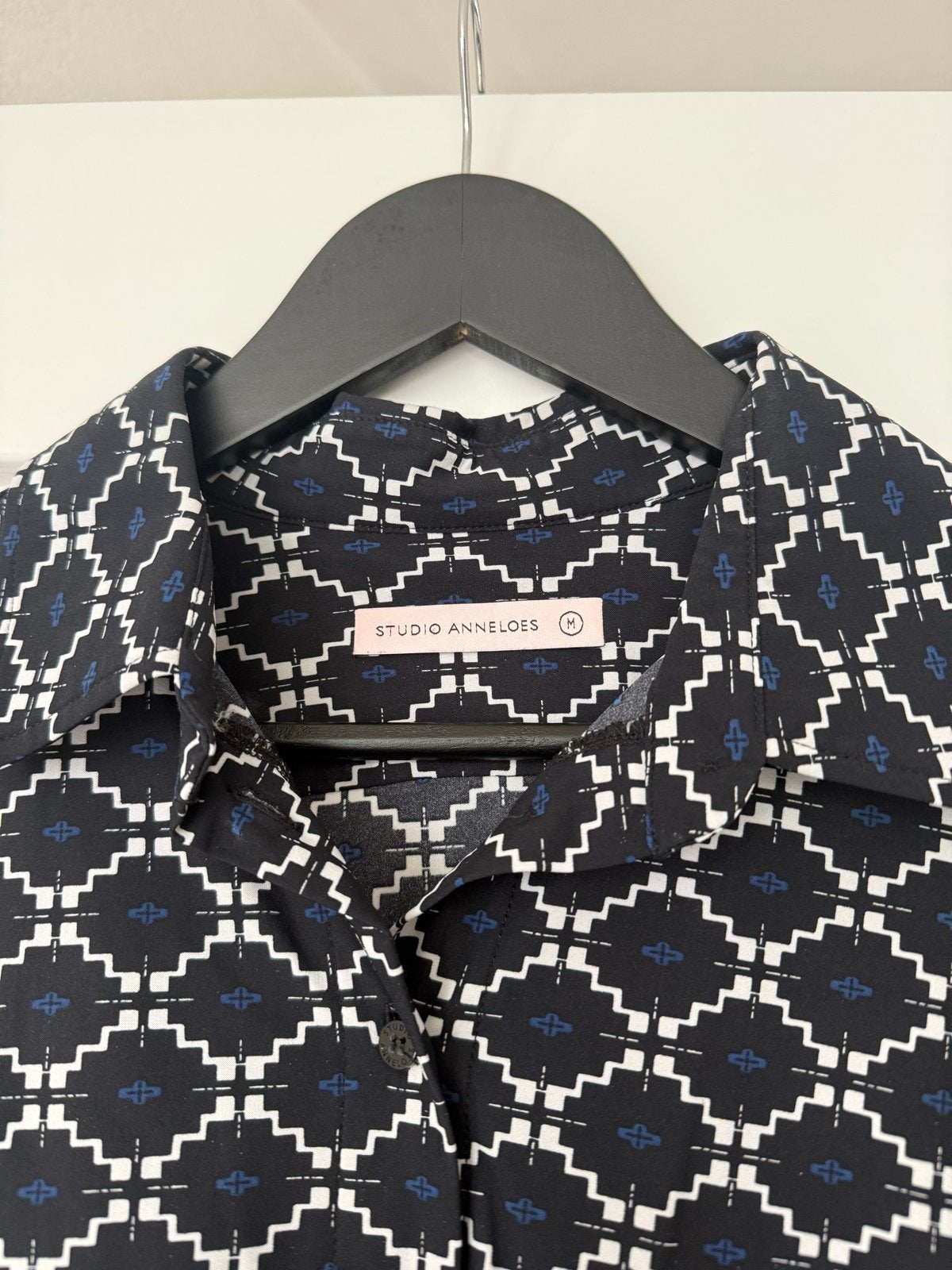 Studio Anneloes blouse maat M - Zwart/Wit/Blauw patroon, Ophalen of Verzenden, Zo goed als nieuw, Maat 38/40 (M), Zwart