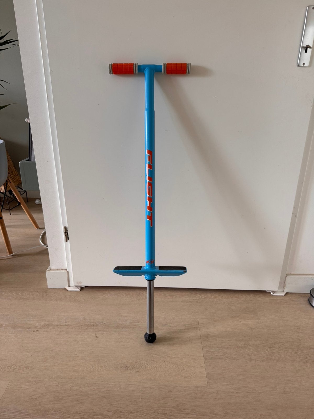 stevige NSG Flight pogo stick in blauw met oranje handvatten, Kinderen en Baby's, Speelgoed | Buiten | Actiespeelgoed, Ophalen
